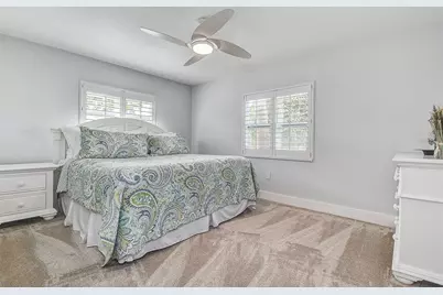718 Bayshore Drive, Tarpon Springs, FL 34689 - Photo 20