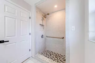 40021 Parkinsonia St, Lady Lake, FL 32159 - Photo 8