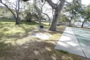 2001 Greenbriar Blvd, Clearwater, FL 33763 - Photo 30