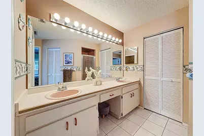 765 Saddlebrook Drive, Tarpon Springs, FL 34689 - Photo 12