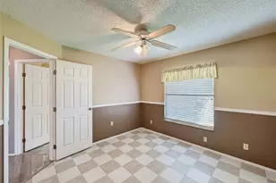 765 Saddlebrook Dr, Tarpon Springs, FL 34689 - Photo 26