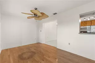 1305 Mandarin Dr, Holiday, FL 34691 - Photo 12