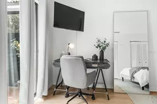 2911 Woodpine Ct, Sarasota, FL 34231 - Photo 26