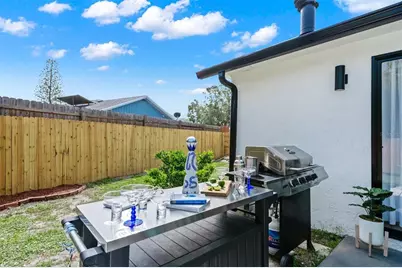 2911 Woodpine Court, Sarasota, FL 34231 - Photo 46