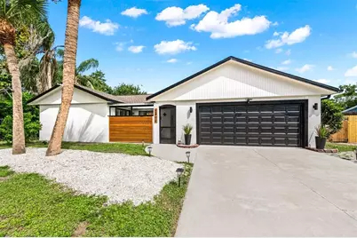 2911 Woodpine Court, Sarasota, FL 34231 - Photo 4