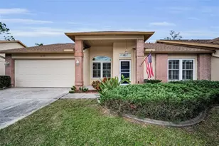 6525 Pine Walk Dr, New Port Richey, FL 34655 - Photo 1