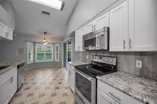 6525 Pine Walk Dr, New Port Richey, FL 34655 - Photo 26