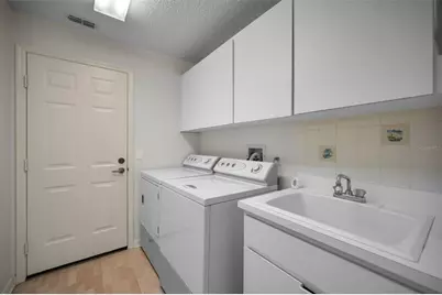 9405 Palm Haven Court, New Port Richey, FL 34655 - Photo 26