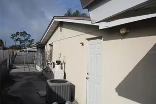 9635 Rainbow Ln, Port Richey, FL 34668 - Photo 6