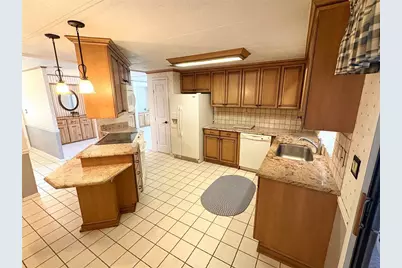 7590 Highpoint Boulevard, Brooksville, FL 34613 - Photo 8