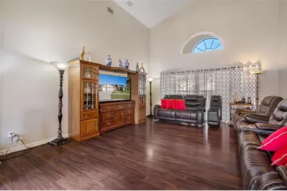 10421 Templewood Court, Spring Hill, FL 34608 - Photo 8