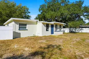 4940 Lakewood Dr, Dade City, FL 33523 - Photo 32