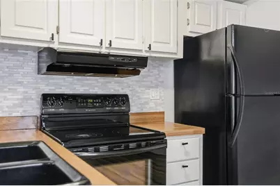 18180 Highbury Boulevard, Brooksville, FL 34604 - Photo 14