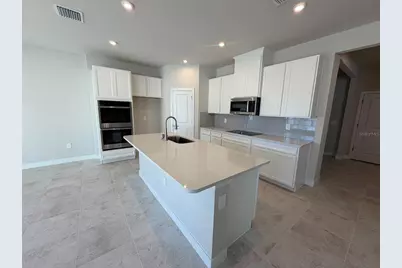 4511 Arden Way, Lakewood Ranch, FL 34211 - Photo 2