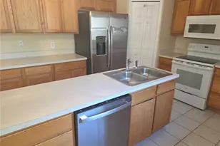 10563 Marysville St, Spring Hill, FL 34608 - Photo 6