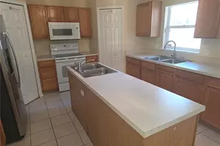 10563 Marysville St, Spring Hill, FL 34608 - Photo 4