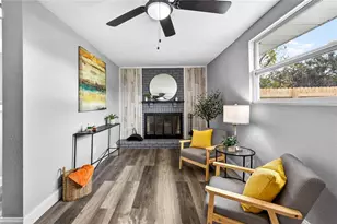 9254 86th St, Seminole, FL 33777 - Photo 2