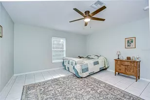 6911 Oak Crest Way, Zephyrhills, FL 33542 - Photo 26