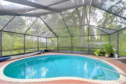 6911 Oakcrest Way, Zephyrhills, FL 33542 - Photo 36