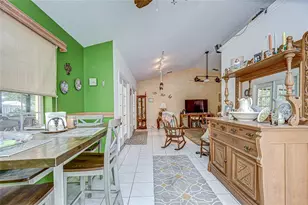 6911 Oak Crest Way, Zephyrhills, FL 33542 - Photo 12