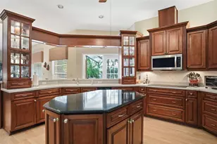 7336 Royal Oak Dr, Spring Hill, FL 34607 - Photo 10