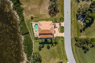 4613 Harborpointe Dr, Port Richey, FL 34668 - Photo 6