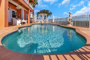 4613 Harborpointe Dr, Port Richey, FL 34668 - Photo 4