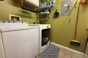 7120 Cognac Dr, New Port Richey, FL 34653 - Photo 12