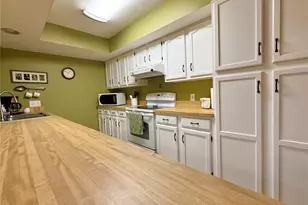 7120 Cognac Dr, New Port Richey, FL 34653 - Photo 10