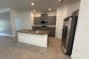 950 Terra Vista St, Brandon, FL 33511 - Photo 4