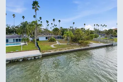 1600 Santa Barbara Drive, Dunedin, FL 34698 - Photo 14