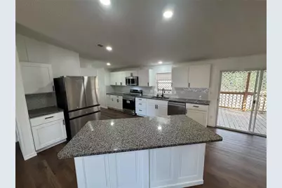 8104 Ridge Road, Weeki Wachee, FL 34613 - Photo 6