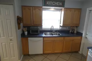 7211 Tarrytown Dr, Spring Hill, FL 34606 - Photo 22