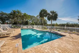 3061 Overlook Pl, Clearwater, FL 33760 - Photo 2