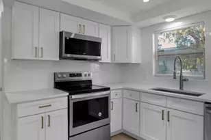 13930 Sommers Ave, Hudson, FL 34667 - Photo 16