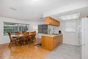 11196 Redgate St, Spring Hill, FL 34609 - Photo 16