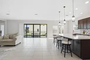 11277 Rustic Timber Loop, San Antonio, FL 33576 - Photo 4