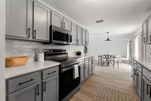 6450 Crowley Ct, Spring Hill, FL 34609 - Photo 14