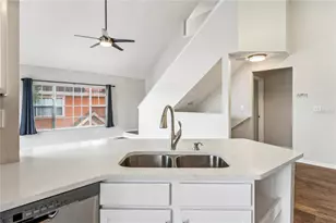 9730 Lake Chase Island Way, Tampa, FL 33626 - Photo 12