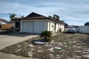 8415 Briarleaf Ct, Port Richey, FL 34668 - Photo 2