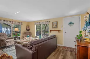 22439 Bull Run Rd, Brooksville, FL 34602 - Photo 8