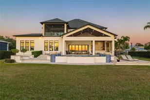 732 Shore Dr E, Oldsmar, FL 34677 - Photo 8