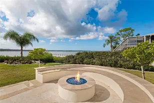 732 Shore Dr E, Oldsmar, FL 34677 - Photo 62