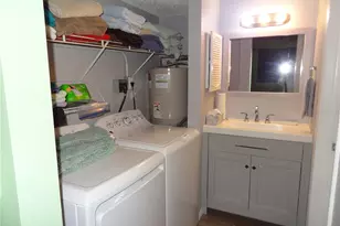 11135 Carriage Hill Dr, Port Richey, FL 34668 - Photo 18