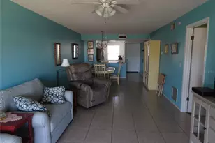 11135 Carriage Hill Dr, Port Richey, FL 34668 - Photo 10