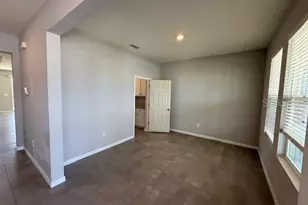 5644 Flagstone Trl, Palmetto, FL 34221 - Photo 2