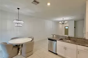 8217 Crescent Oaks Dr, New Port Richey, FL 34655 - Photo 6