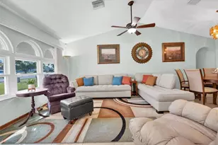 18809 Parade Rd, Hudson, FL 34667 - Photo 6