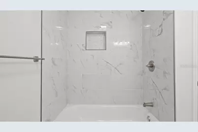 1024 Spindle Palm Way, Apollo Beach, FL 33572 - Photo 2