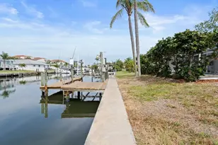 1024 Spindle Palm Way, Apollo Beach, FL 33572 - Photo 10